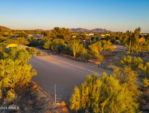 A home in Cave Creek