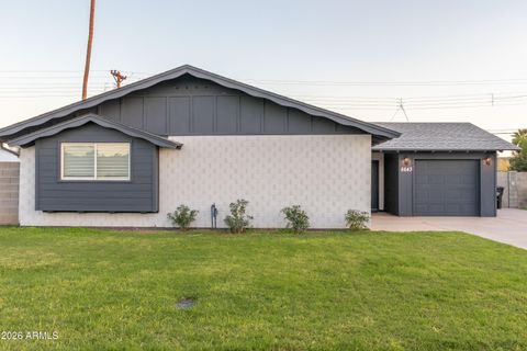Photo of 8643 E Rancho Vista Drive, Scottsdale, AZ 85251 (MLS # 7030136)