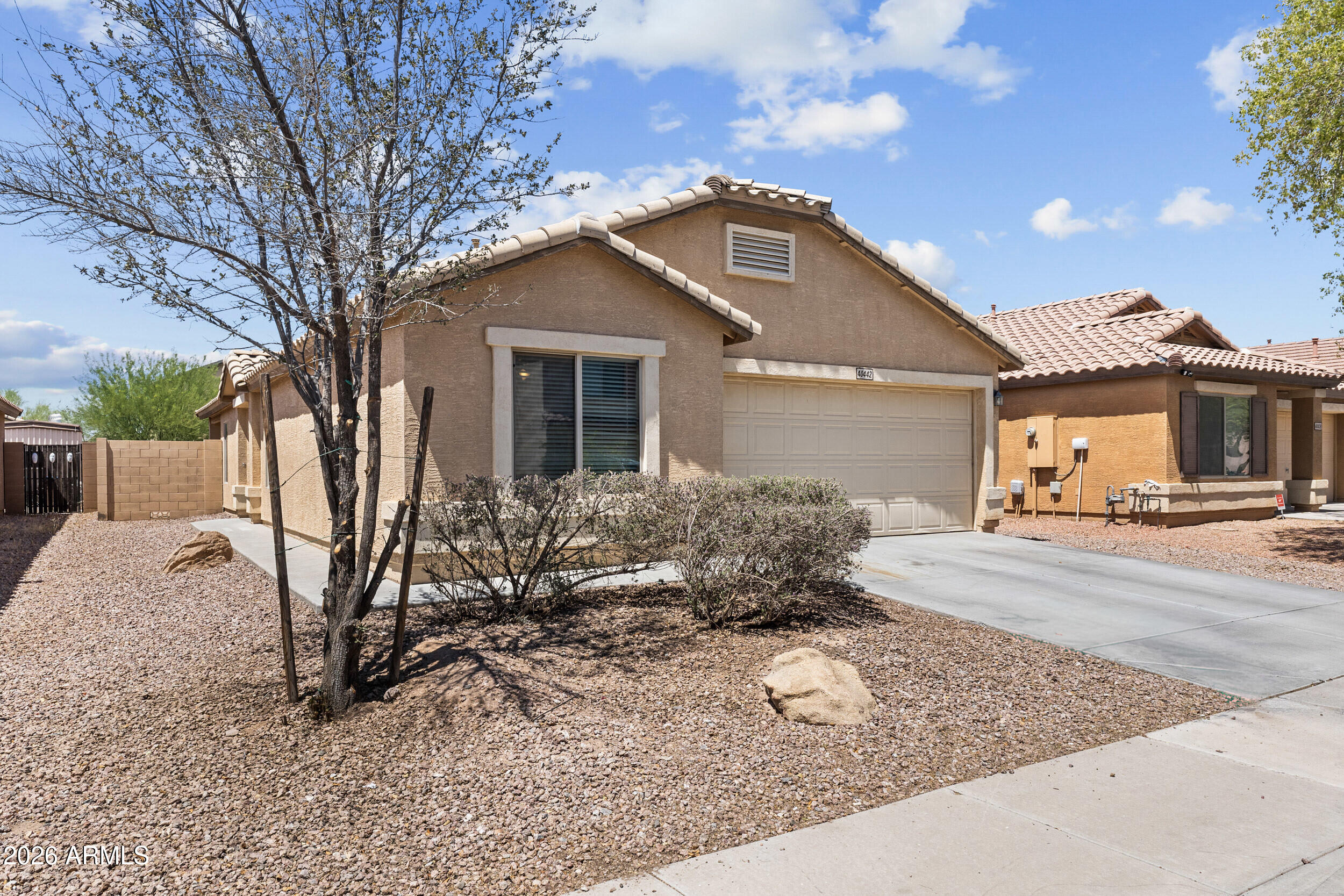 40442 W THORNBERRY Lane