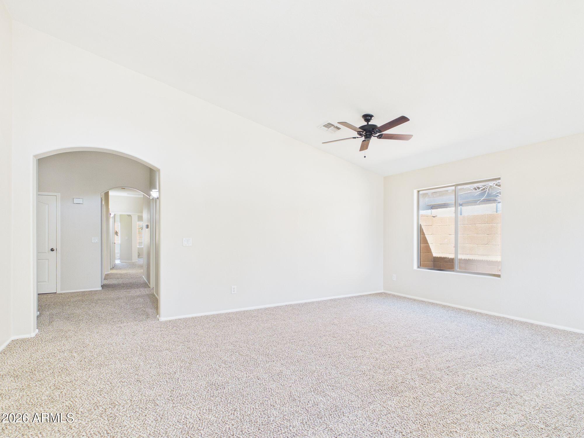 38552 N BEVERLY Avenue