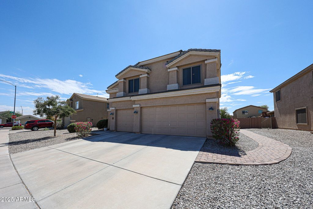 Photo of 12339 W Hazelwood Street, Avondale, AZ 85392 (MLS # 6919420)