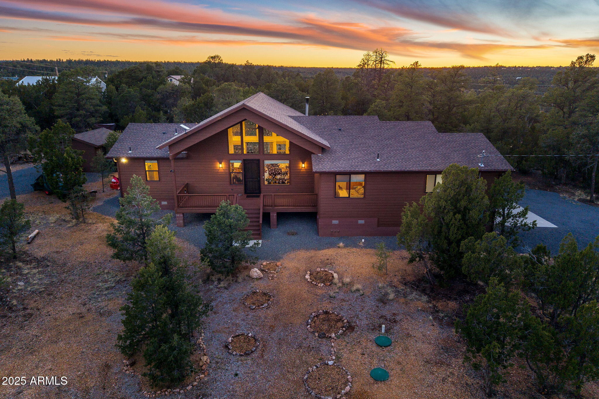 1748 PERSIMMON Lane