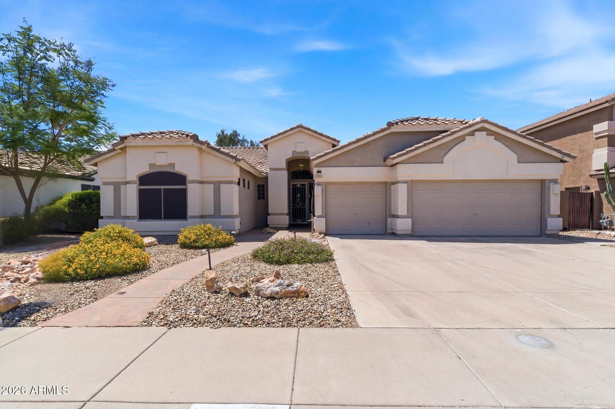 DIAMANTE VISTA - Residential