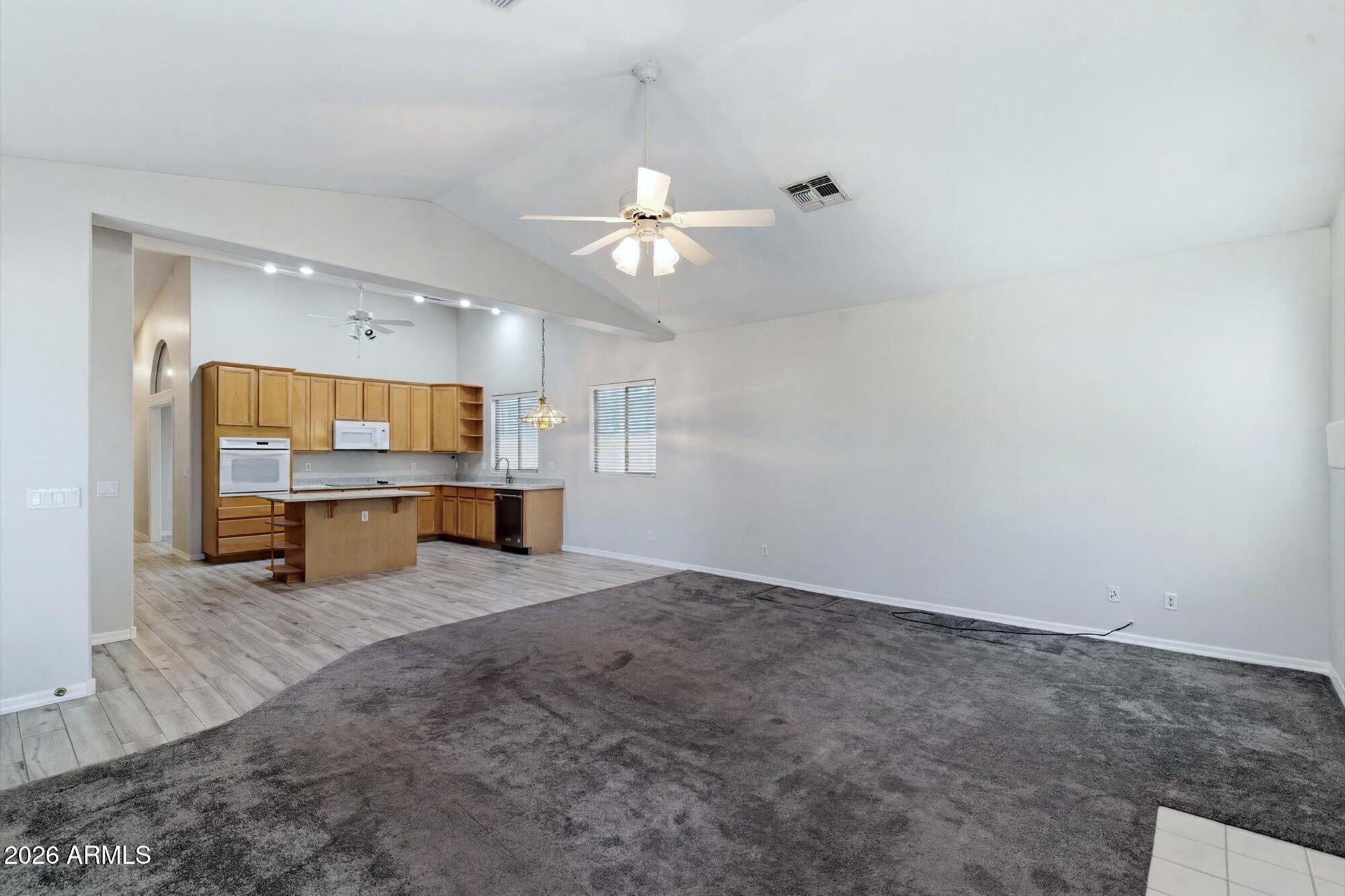 DIAMANTE VISTA - Residential