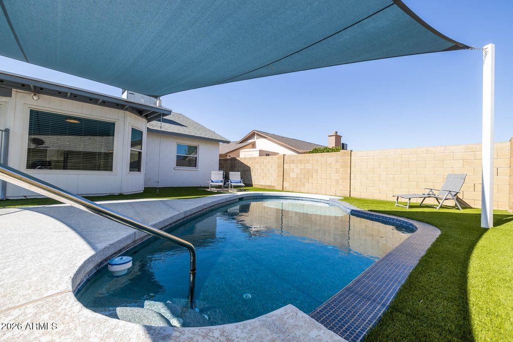 Photo of 8821 W Keim Drive, Glendale, AZ 85305 (MLS # 7016705)