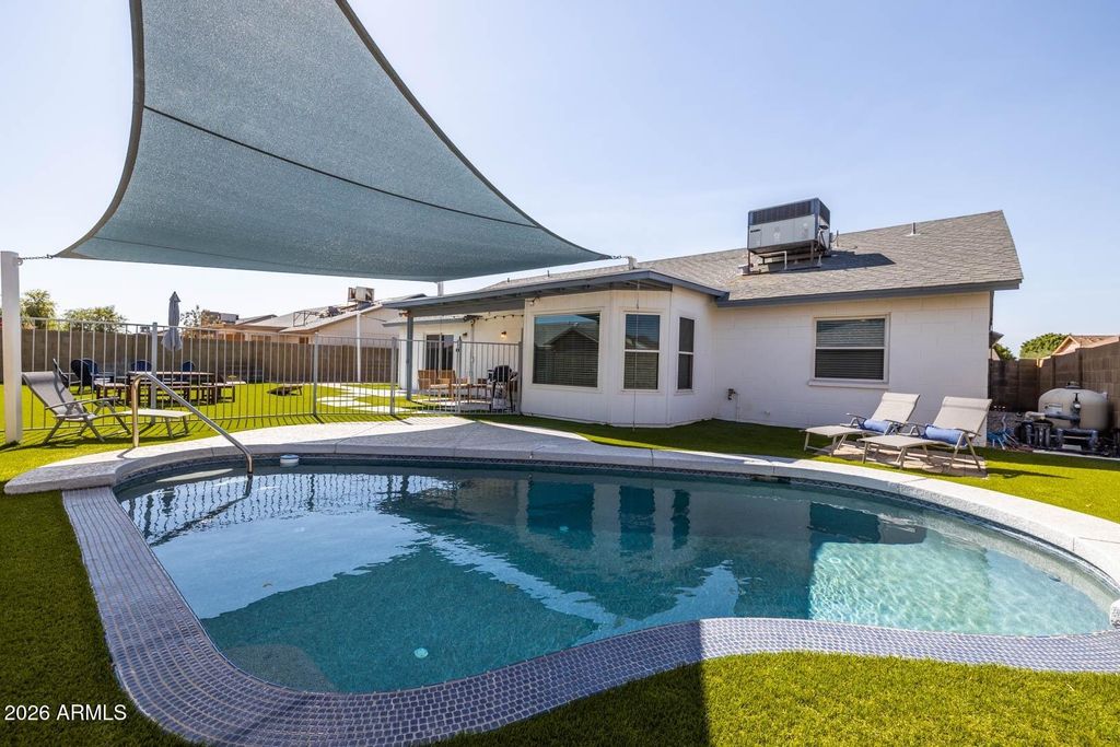 Photo of 8821 W Keim Drive, Glendale, AZ 85305 (MLS # 7016705)