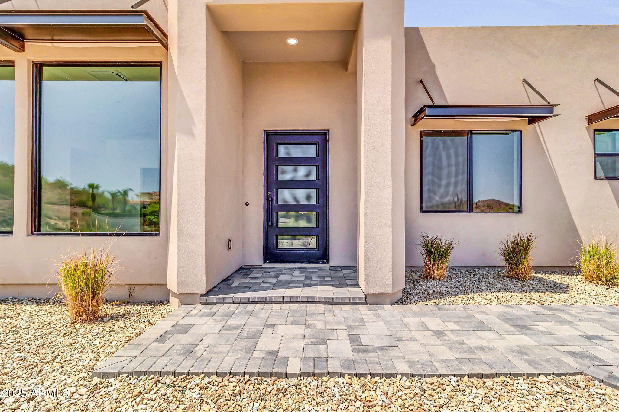 9130 N HUMMINGBIRD Trail