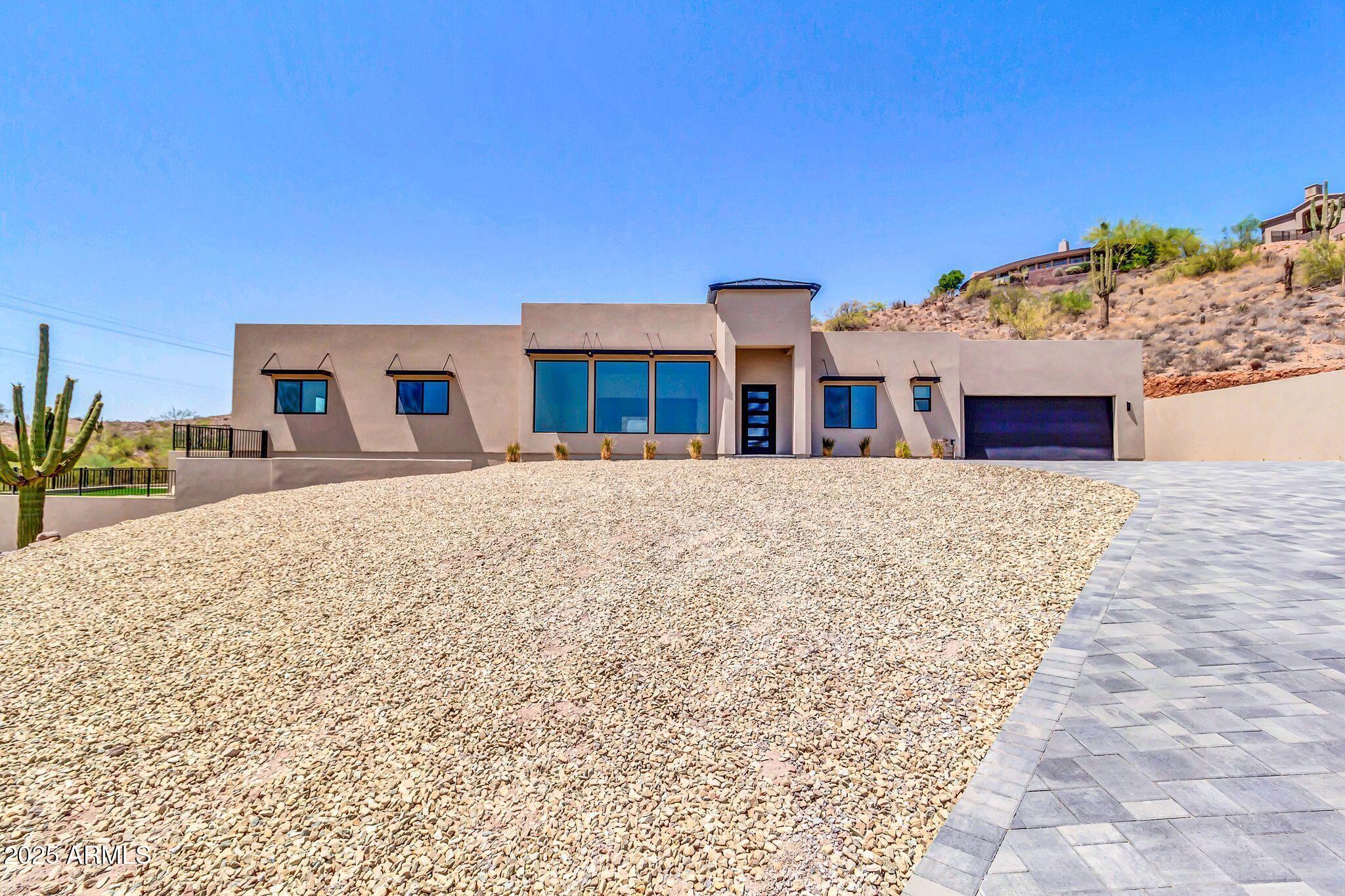 9130 N HUMMINGBIRD Trail