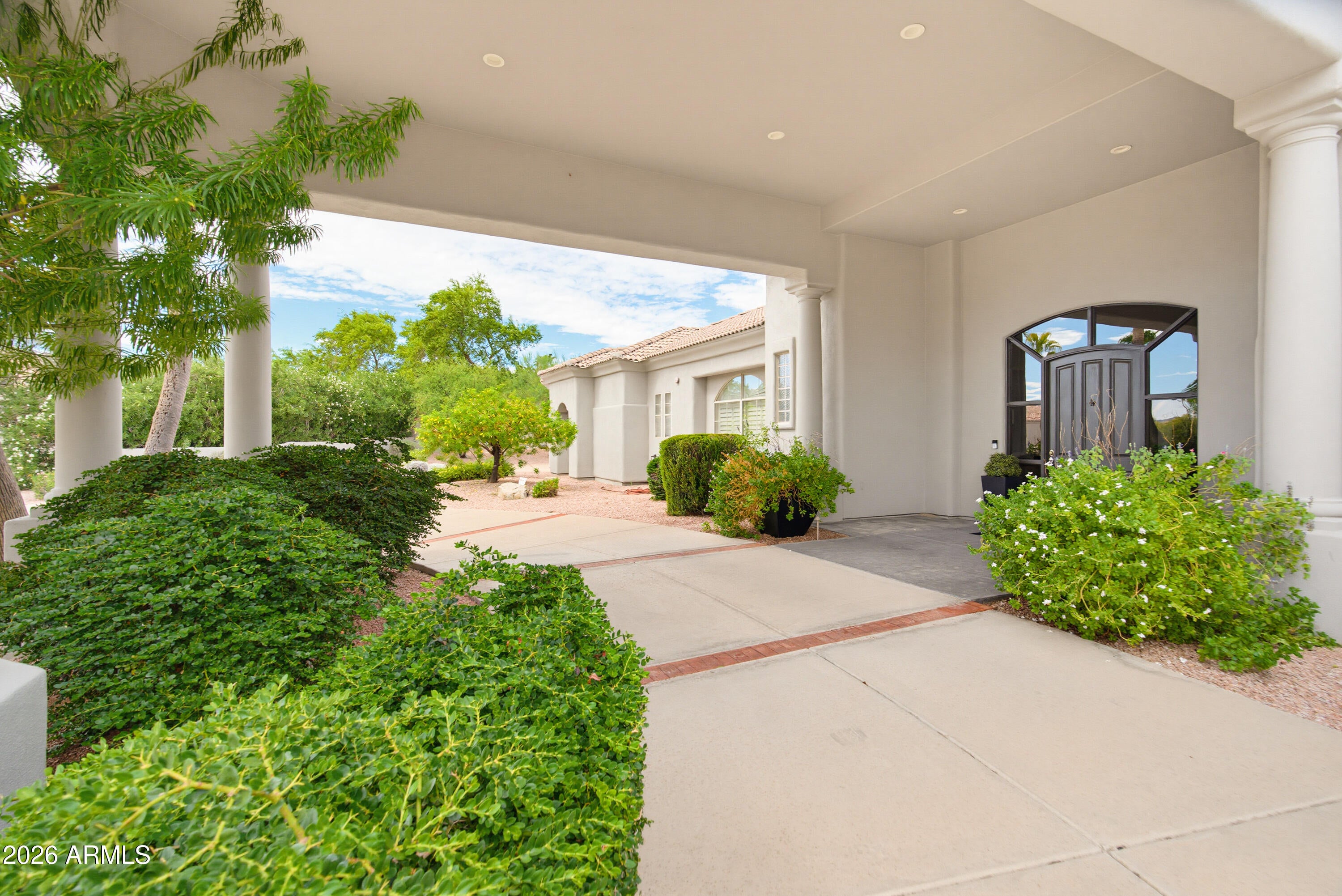 10768 E LAUREL Lane