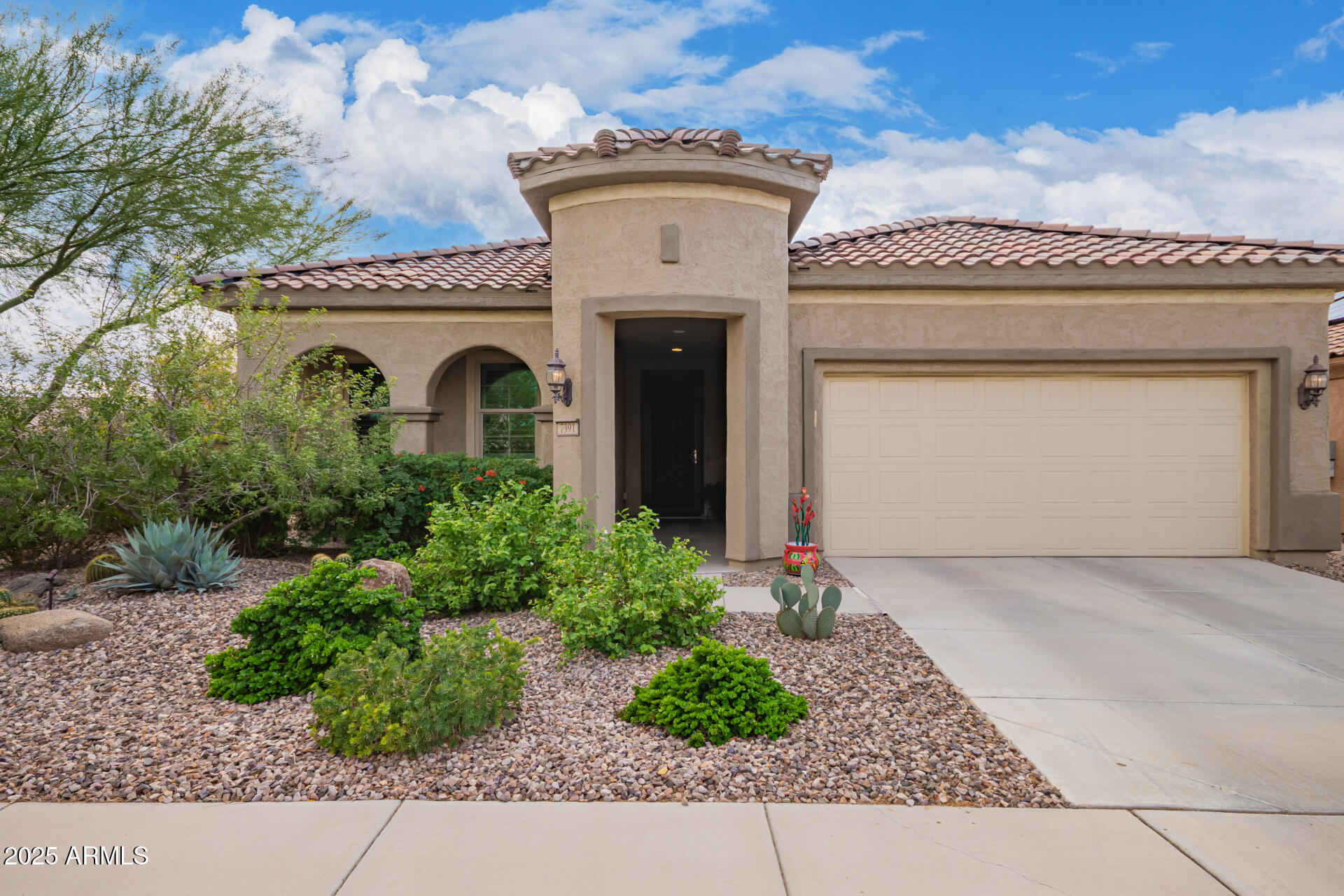 7391 W STONY QUAIL Way