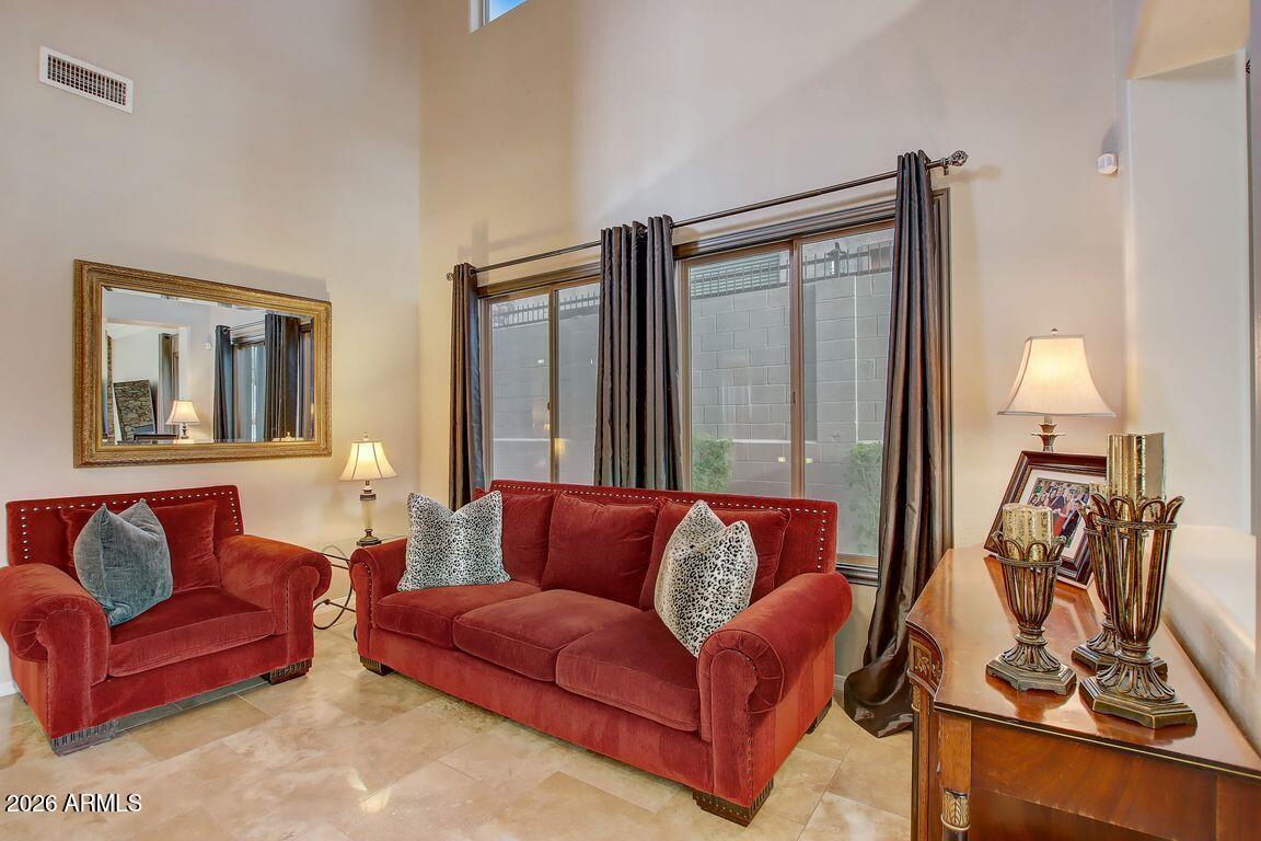 WESTWING MOUNTAIN - Residential