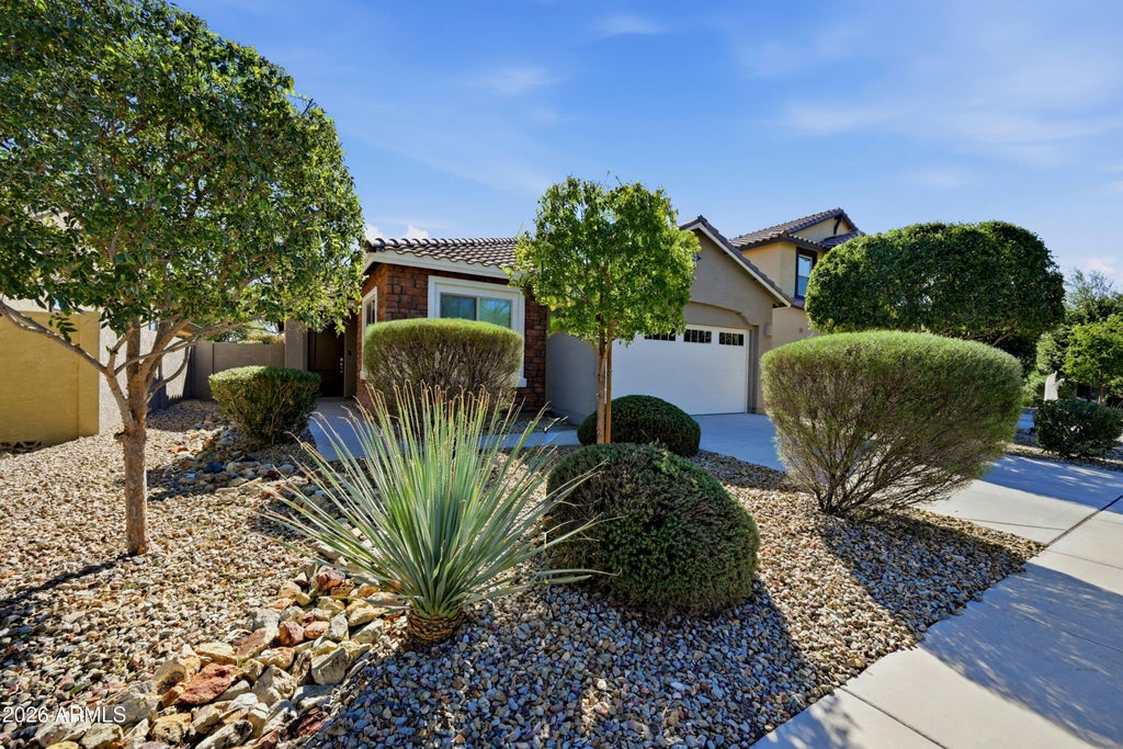 Photo of 7633 W Whitehorn Trail, Peoria, AZ 85383 (MLS # 7092529)