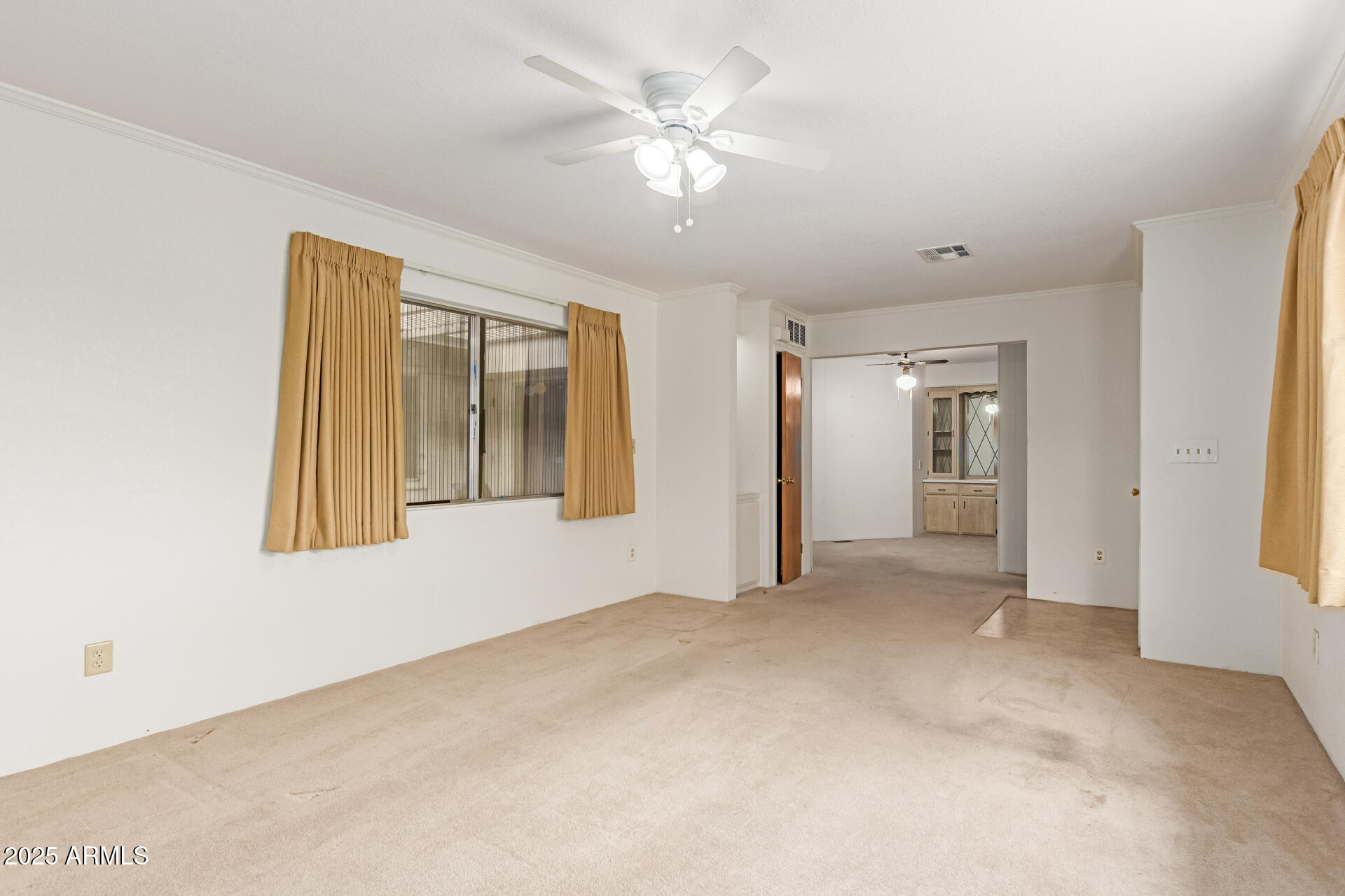 8337 E DESERT Trail