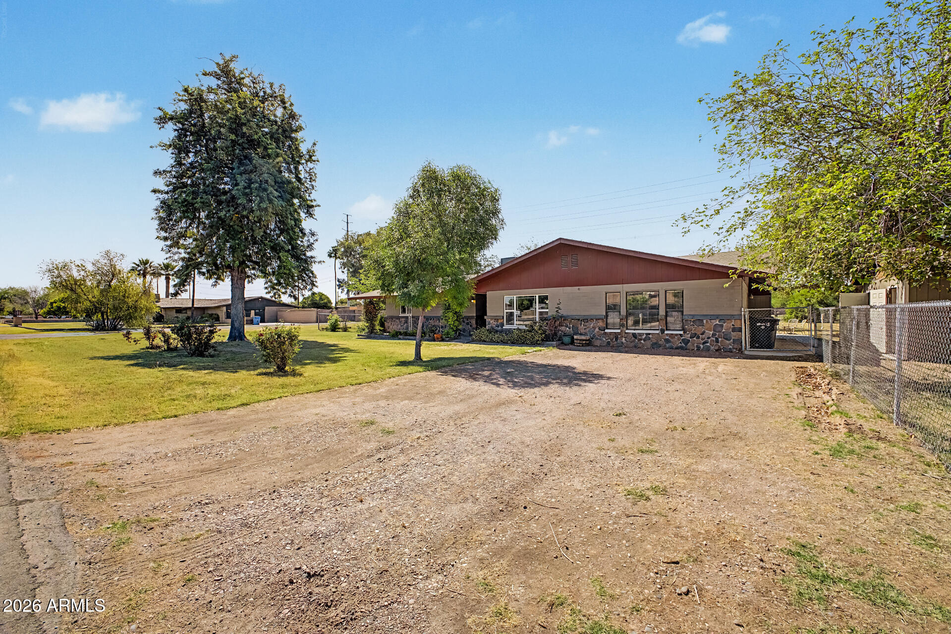 2975 E CAMPBELL Road