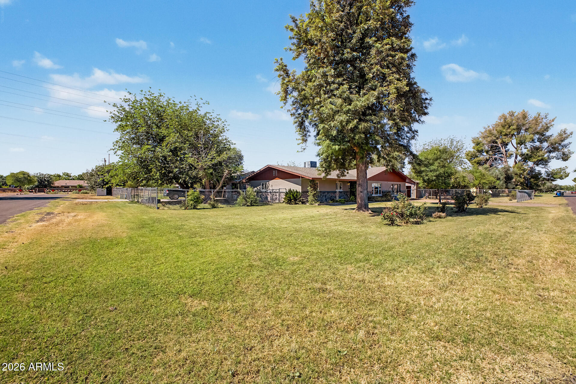 2975 E CAMPBELL Road