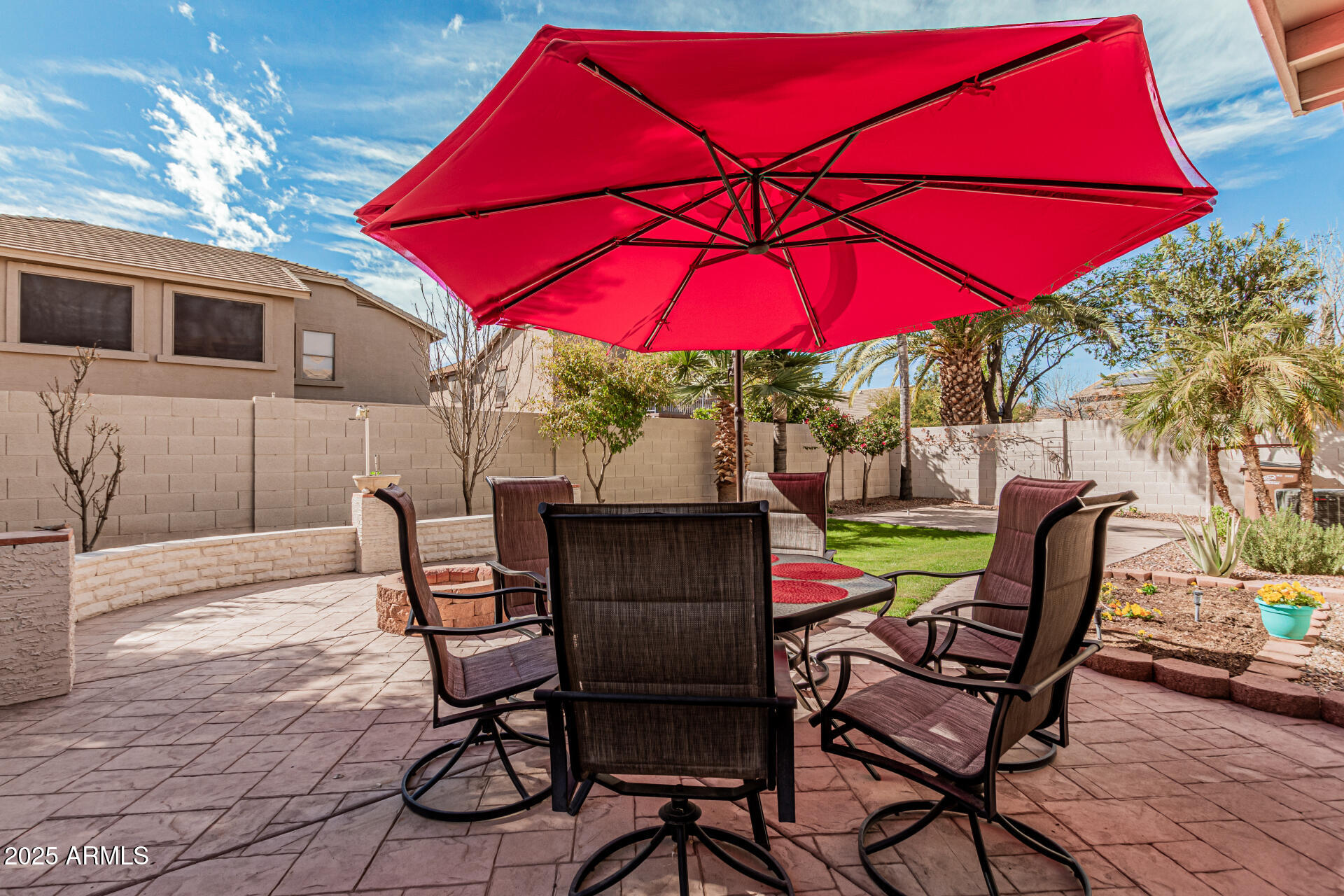 337 E CLAIRIDGE Drive