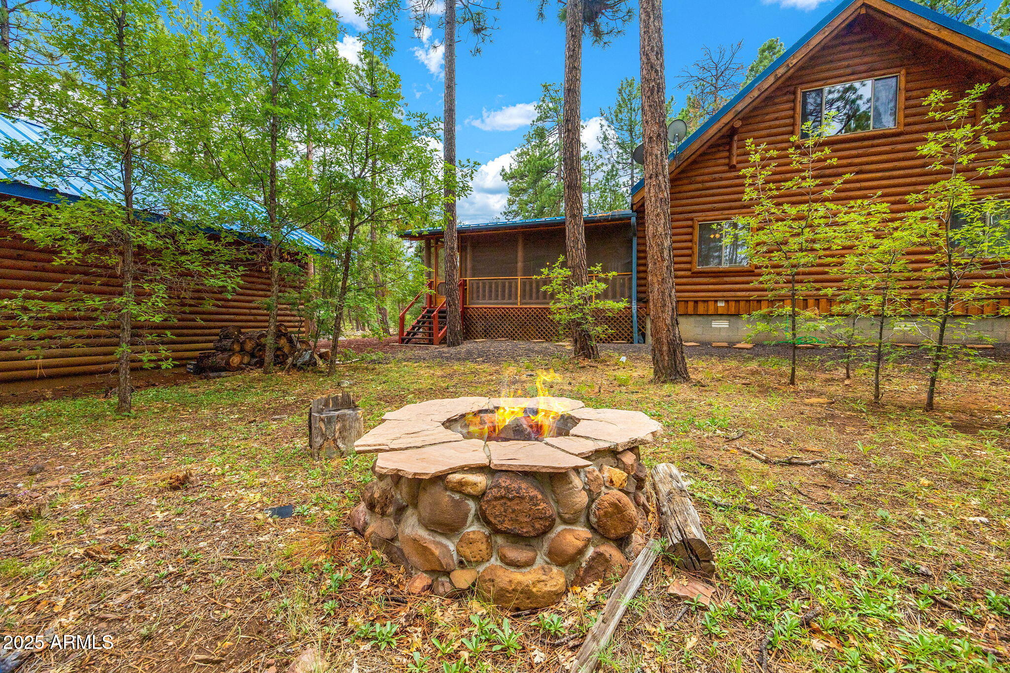 368 W RIM Road