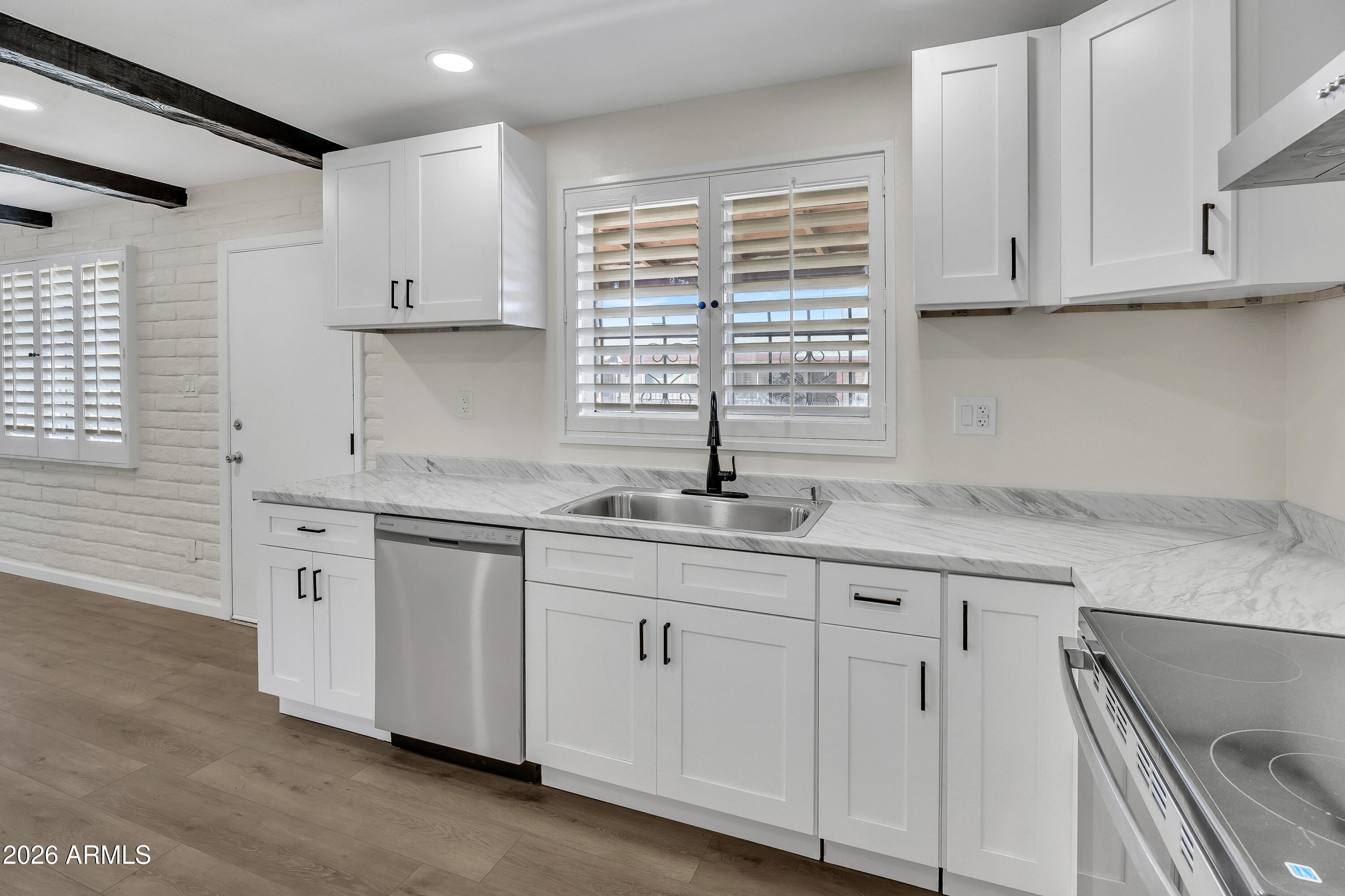 6735 N 16 th Street 4