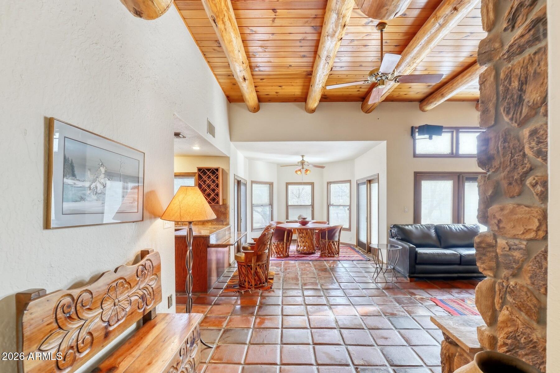 1366 E COTTONWOOD Lane