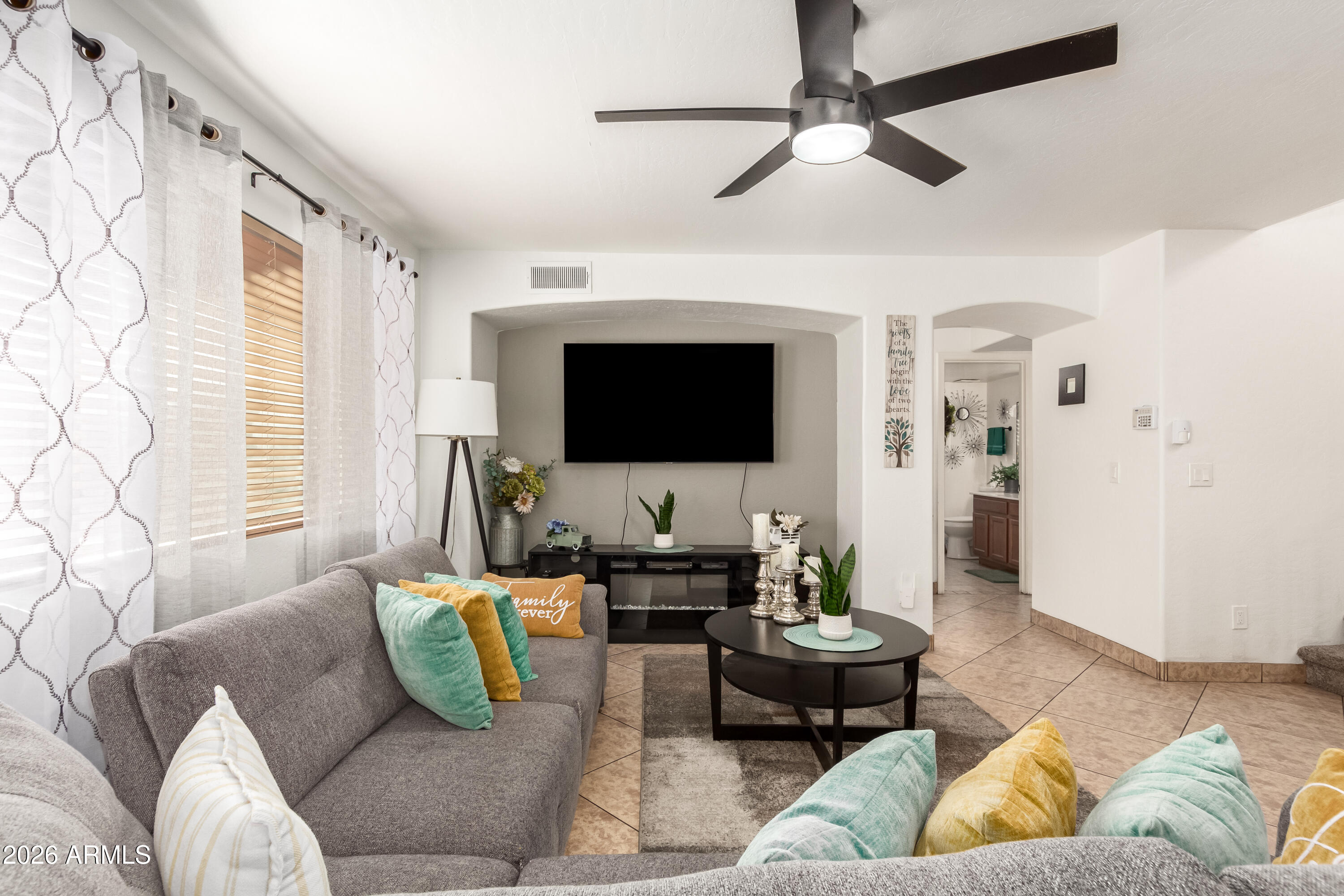 DREAMING SUMMIT UNIT 2A - Residential