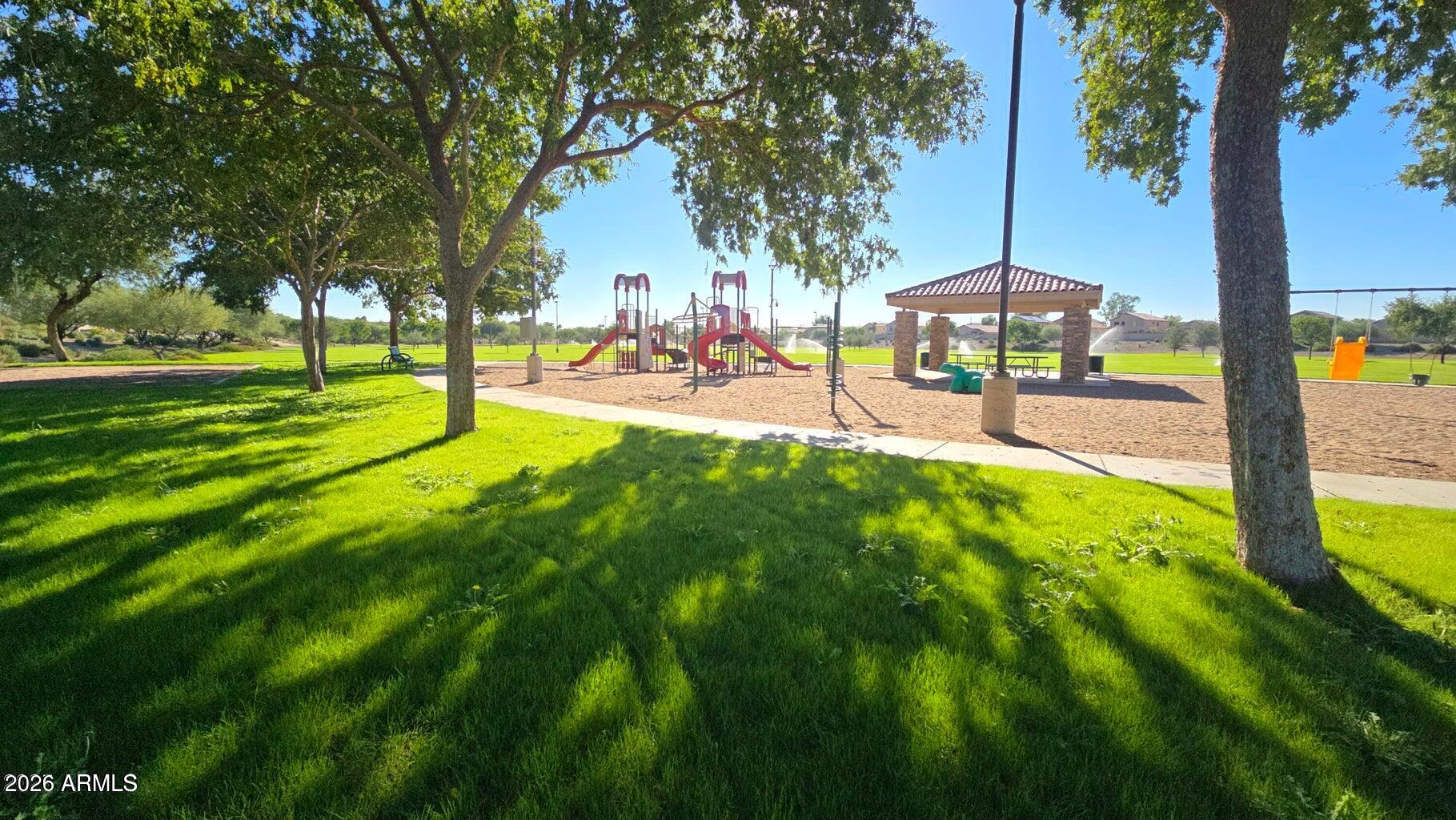 DREAMING SUMMIT UNIT 2A - Residential