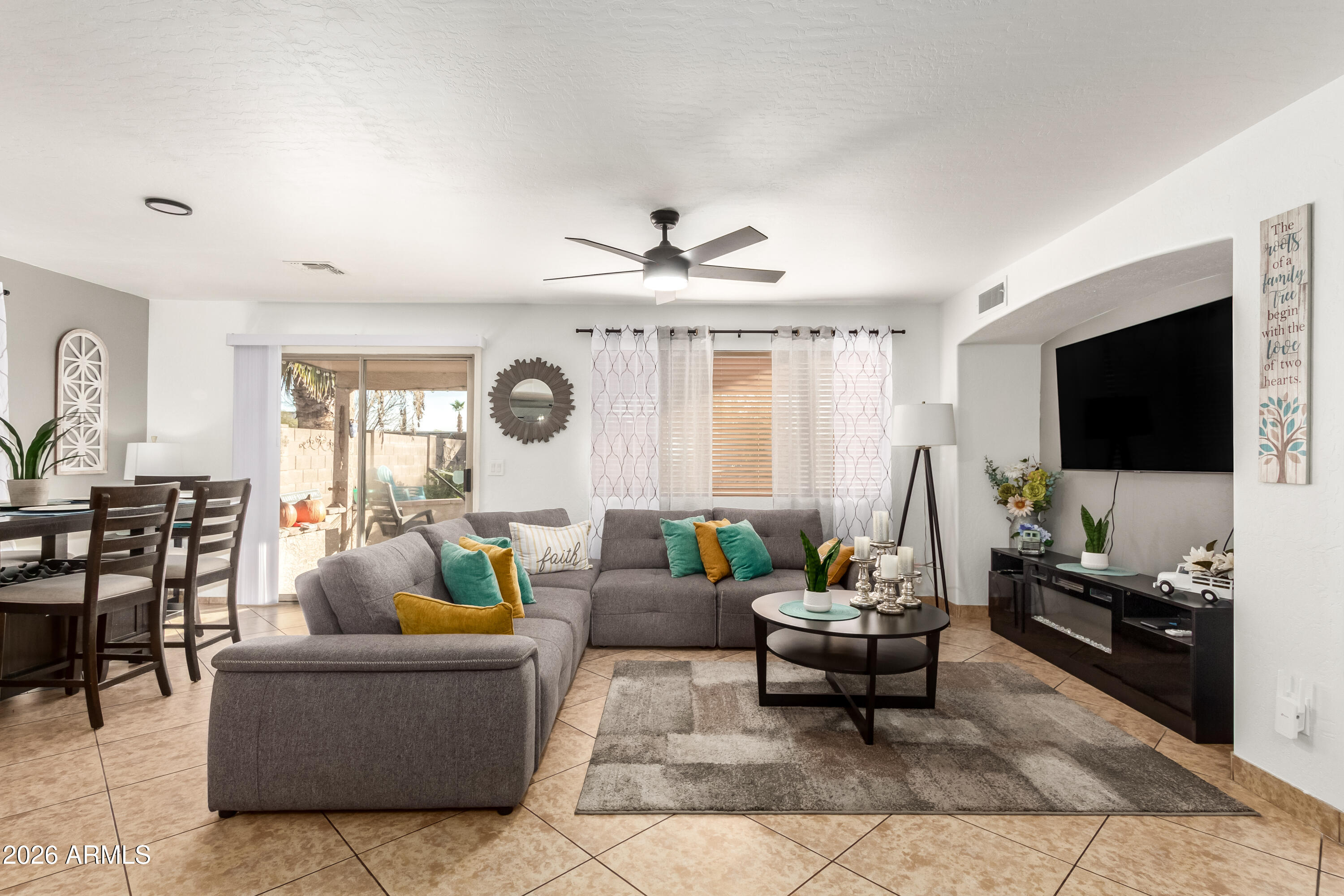 DREAMING SUMMIT UNIT 2A - Residential