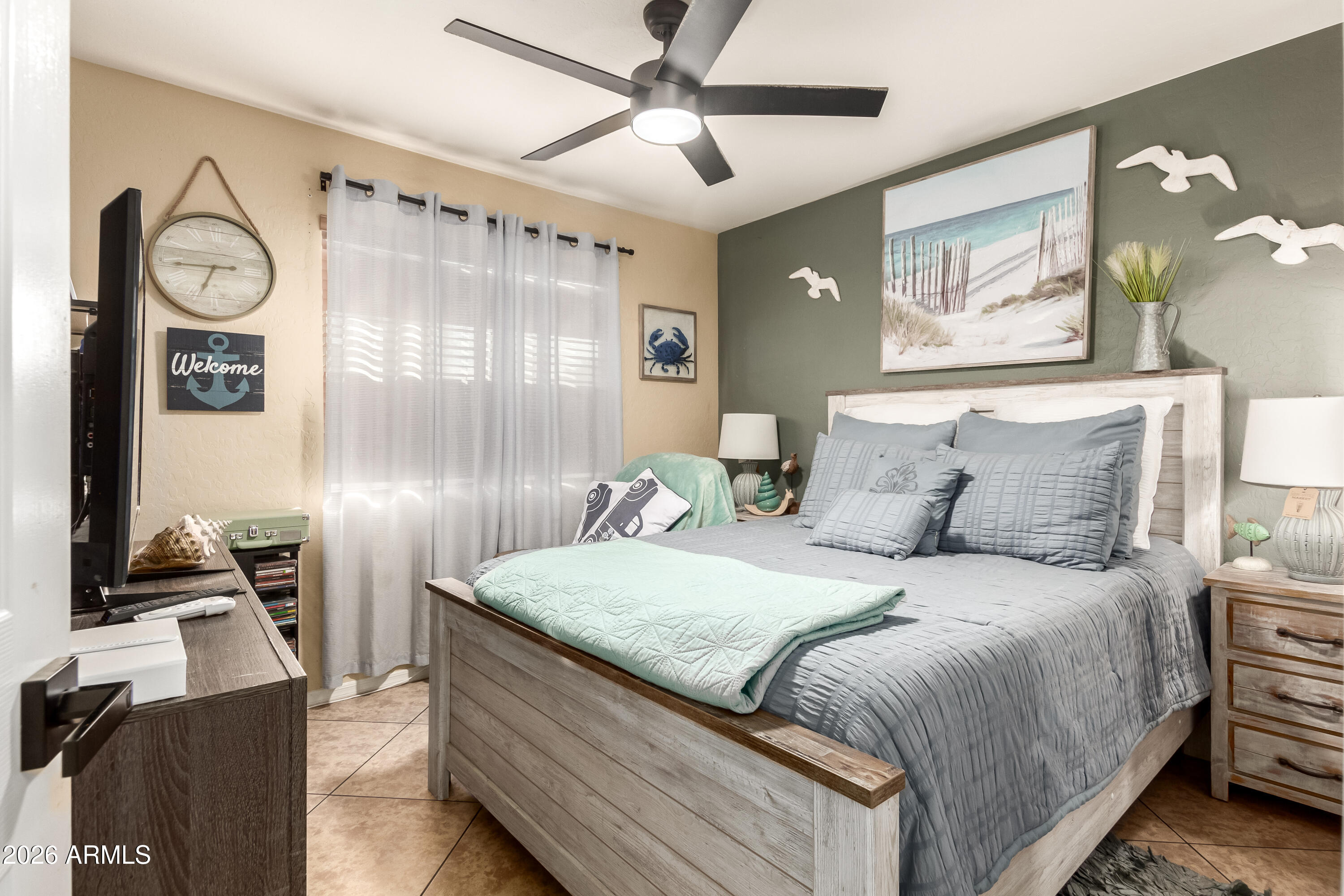 DREAMING SUMMIT UNIT 2A - Residential