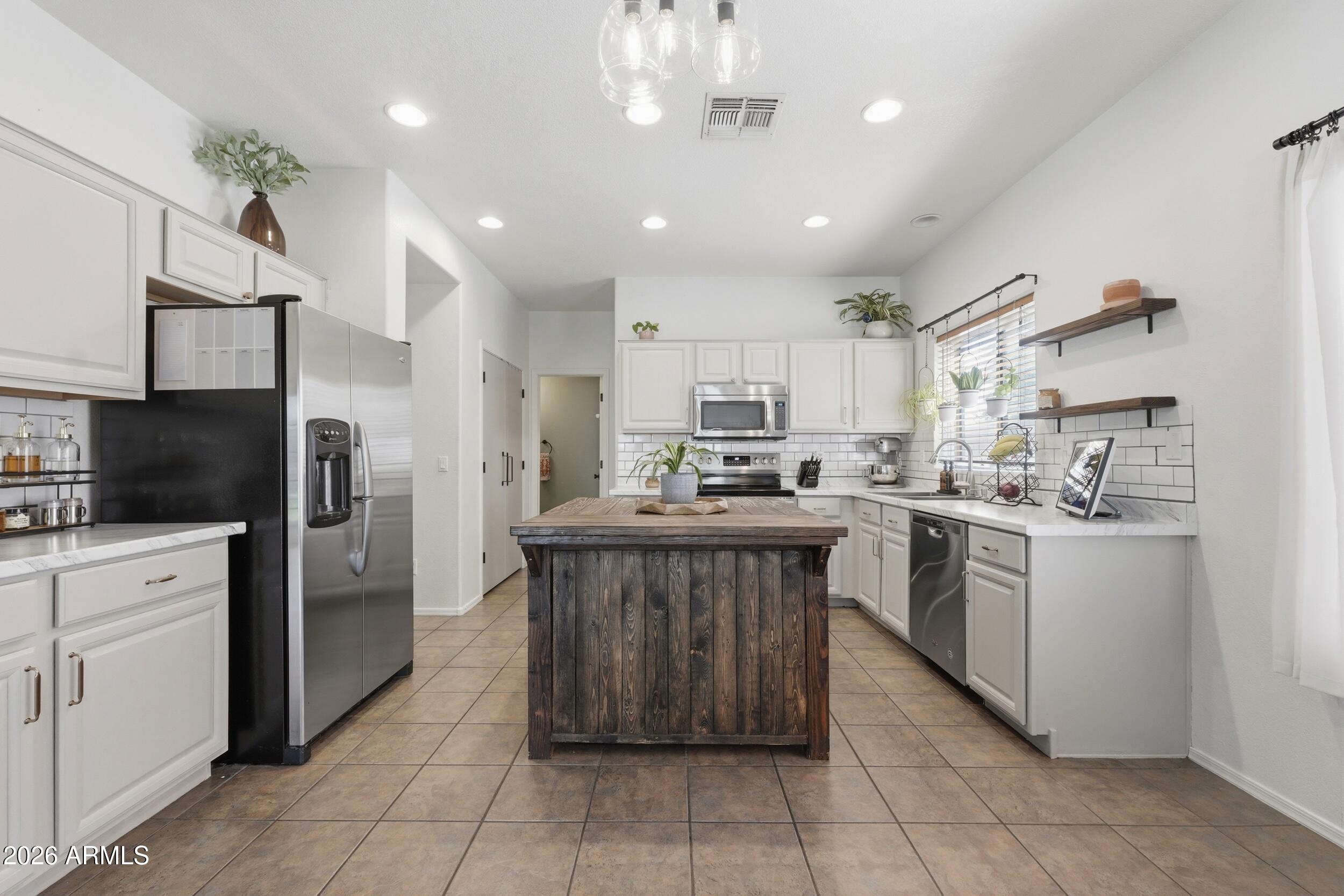 3566 W Spirit Lane