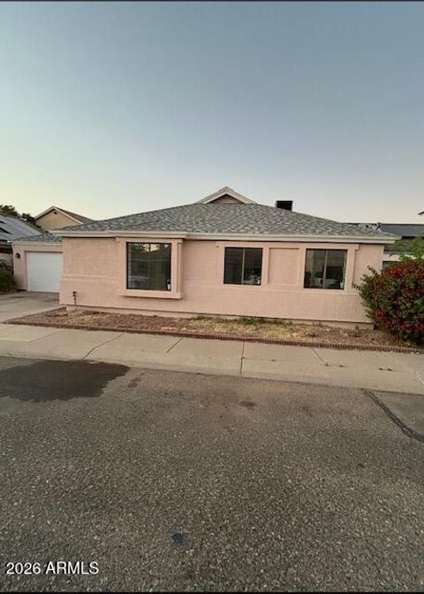 2046 W COLUMBINE Drive Phoenix AZ 85029