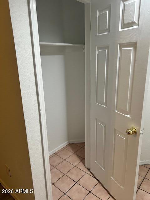 2046 W COLUMBINE Drive