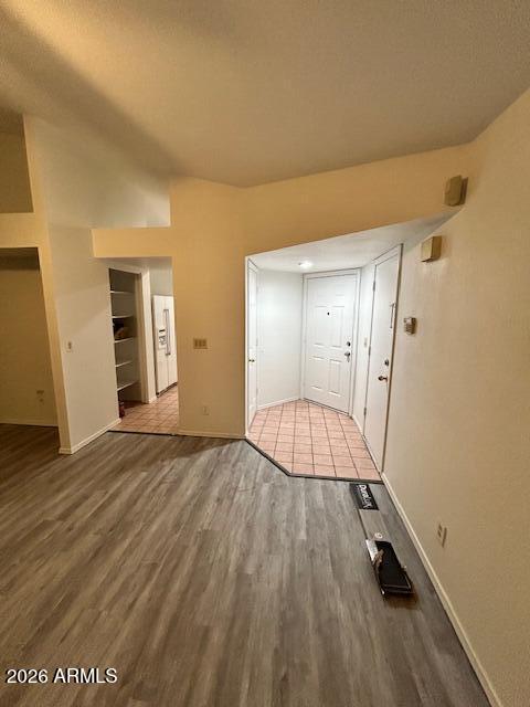 2046 W COLUMBINE Drive