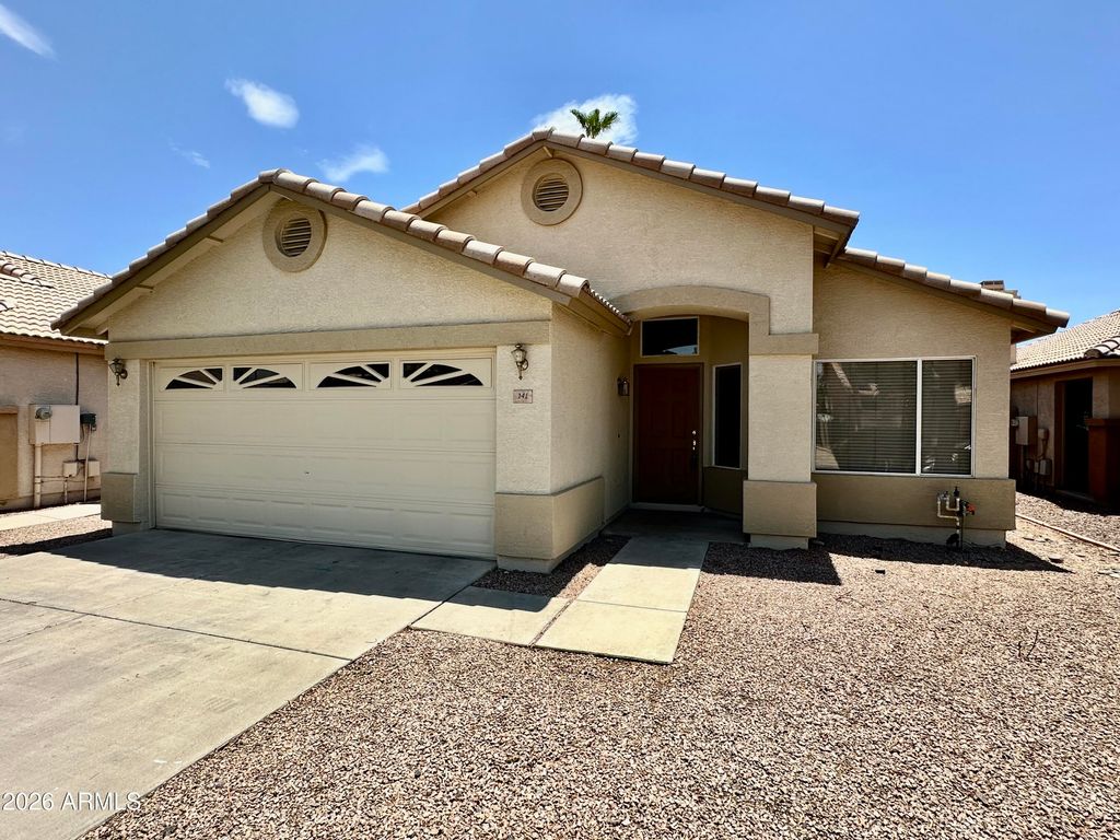 Photo of 141 W Shannon Street, Gilbert, AZ 85233 (MLS # 7052933)