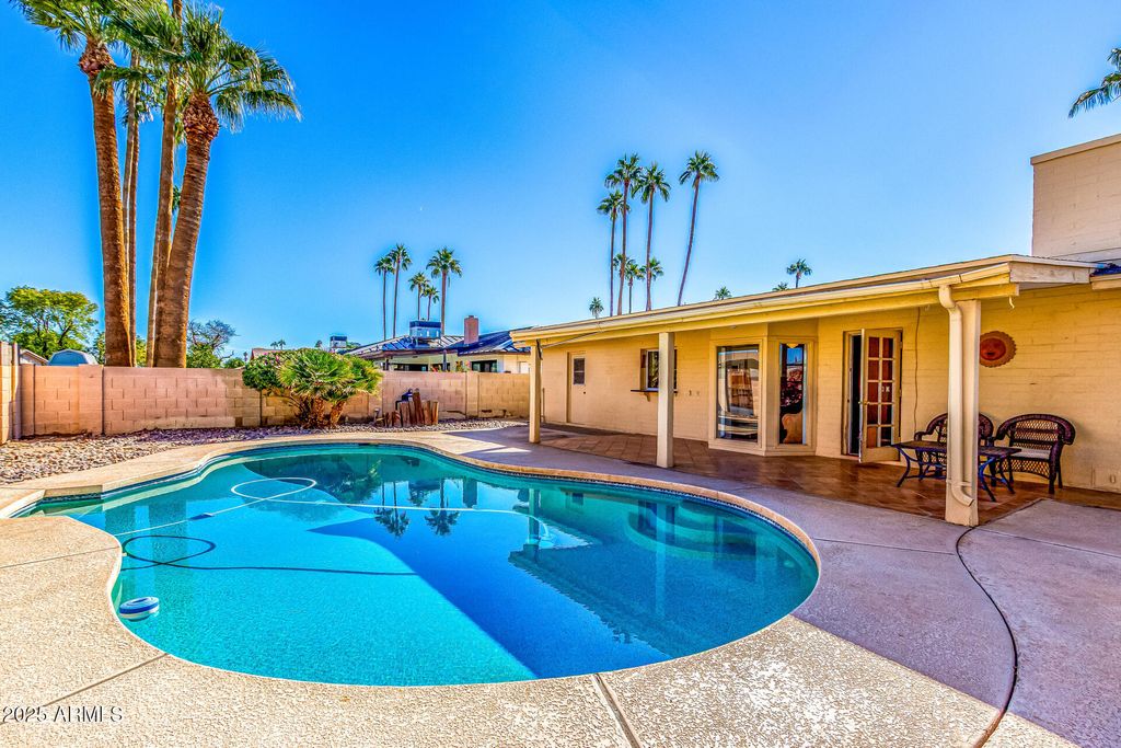 Photo of 1220 E Julie Drive, Tempe, AZ 85283 (MLS # 6943681)