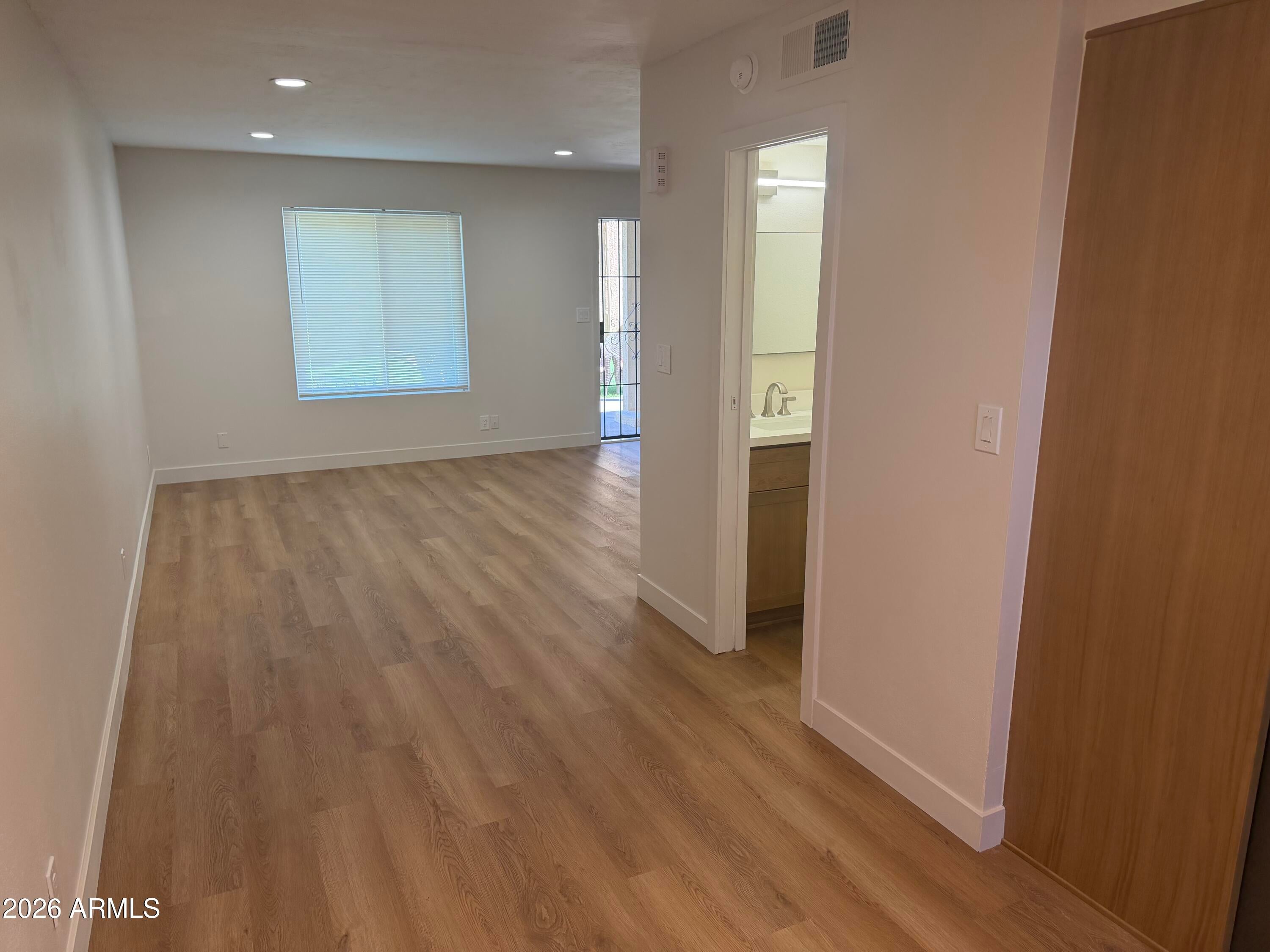 601 E PALO VERDE Drive 27