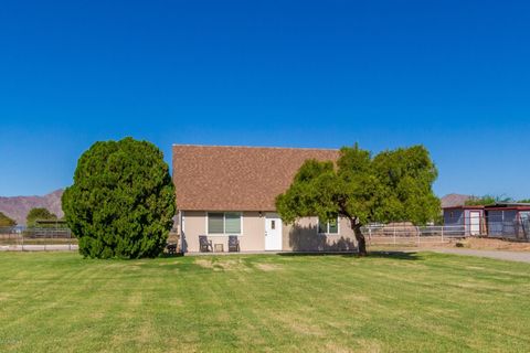 A home in Waddell