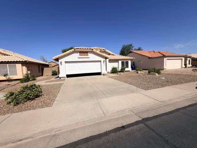 2560 S Vineyard