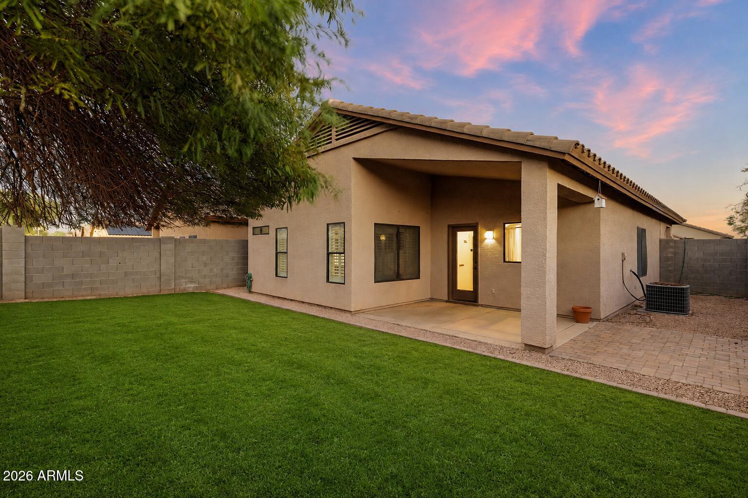 8814 W Shaw Butte Drive