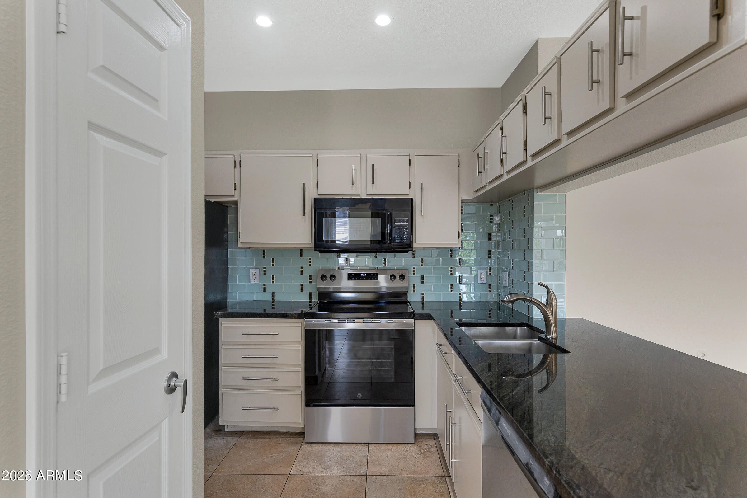 5345 E VAN BUREN Street 362