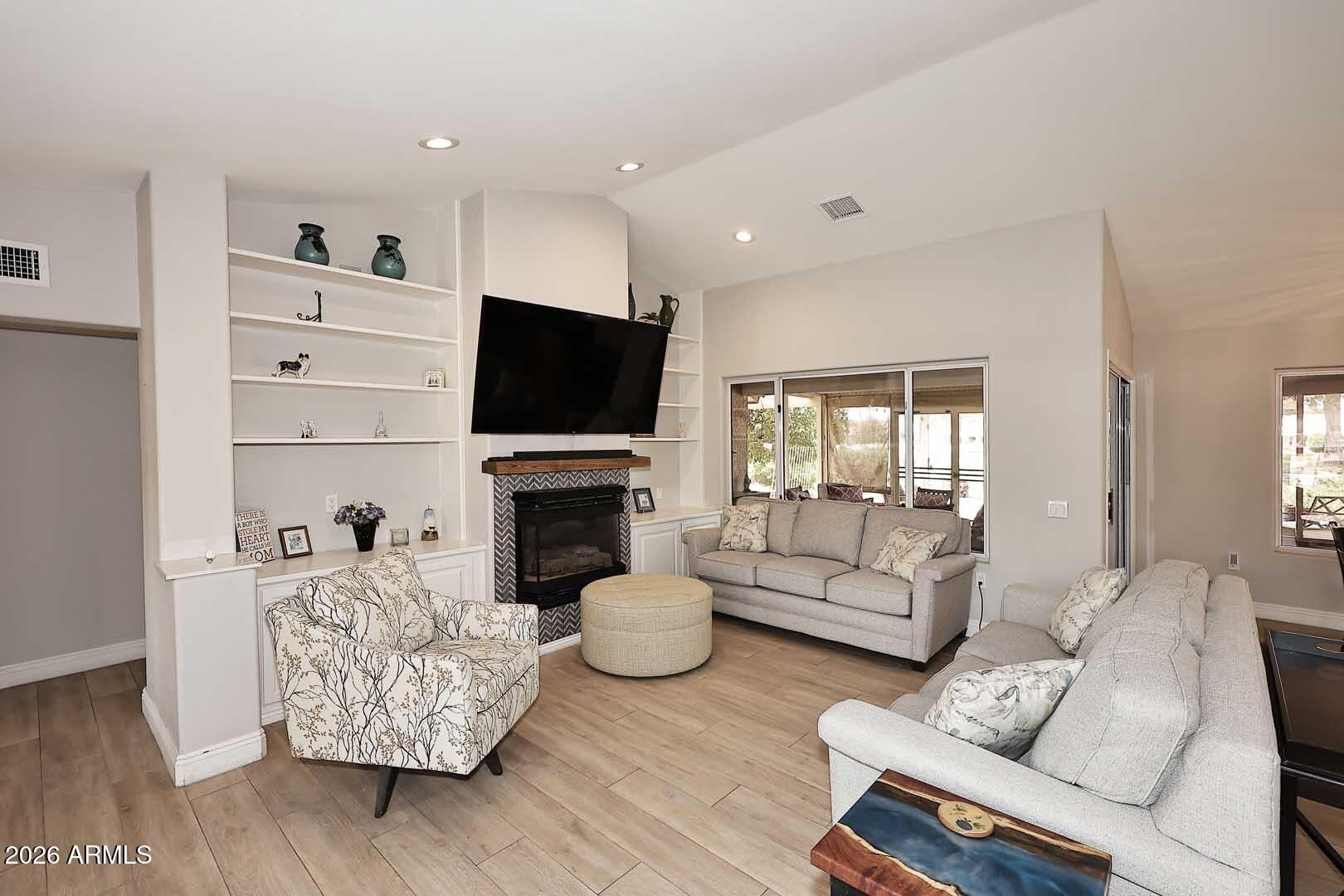 14641 W RAVENSWOOD Drive