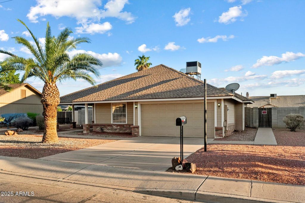 Photo of 3629 W Behrend Drive, Glendale, AZ 85308 (MLS # 6925062)