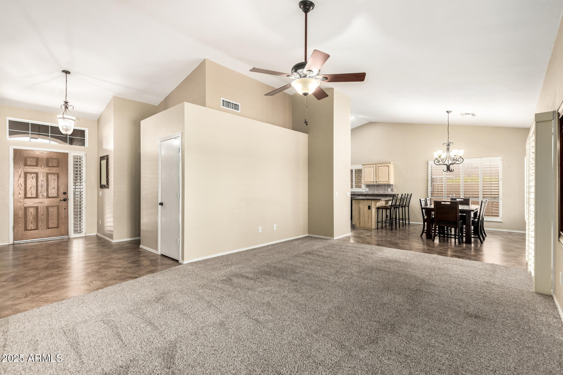 9034 E DIAMOND Drive