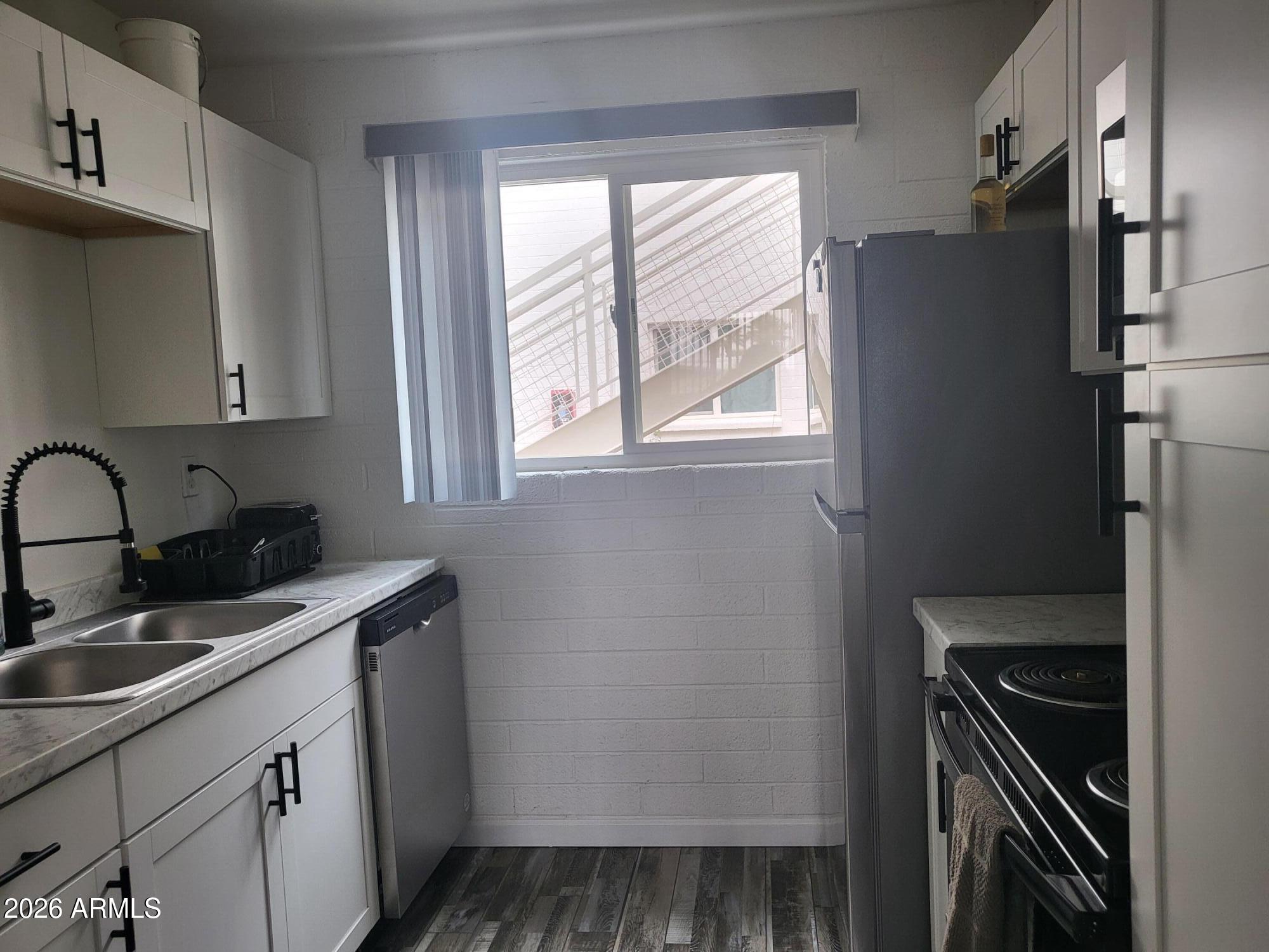 815 N HAYDEN Road B109