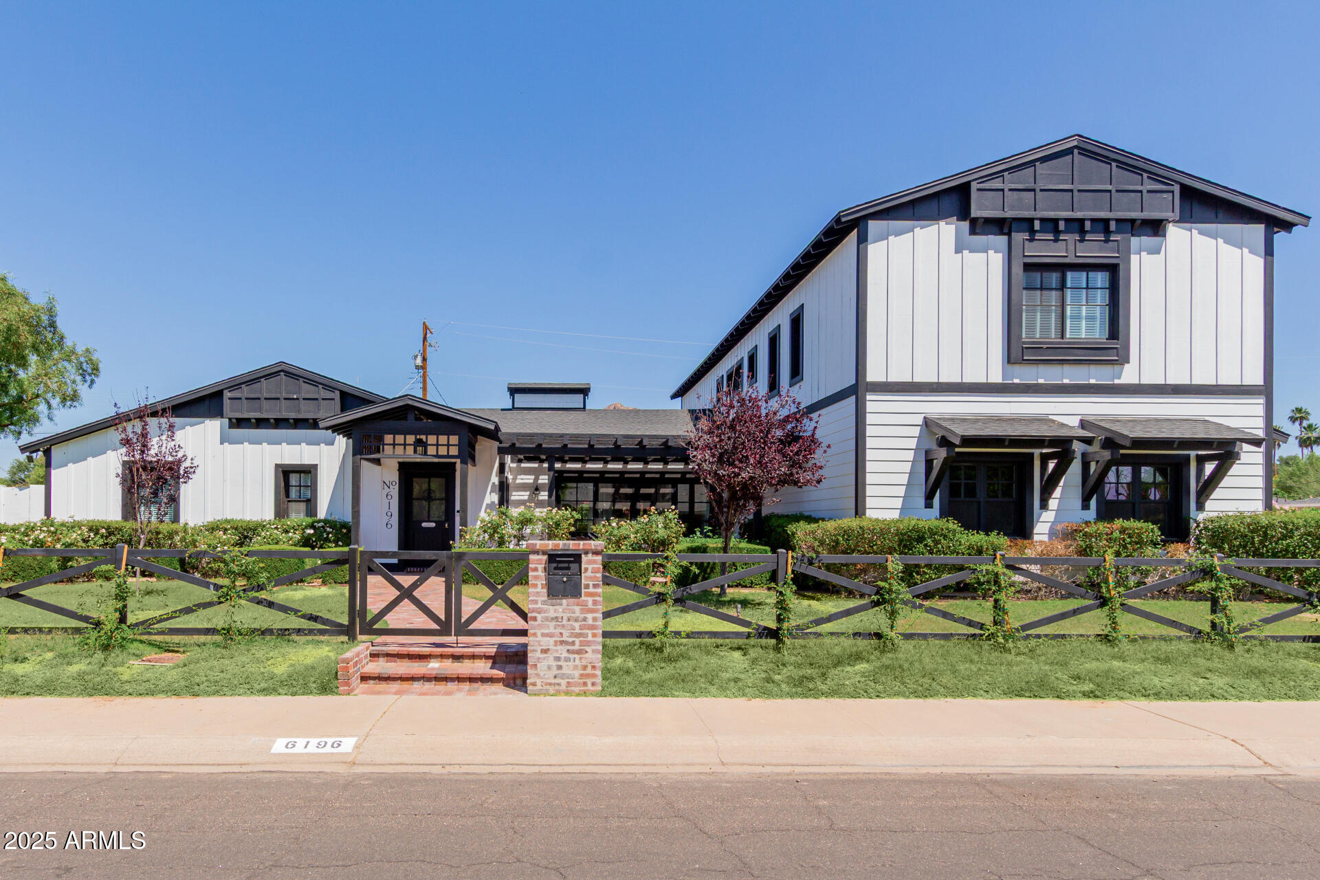 6196 E CALLE CAMELIA --