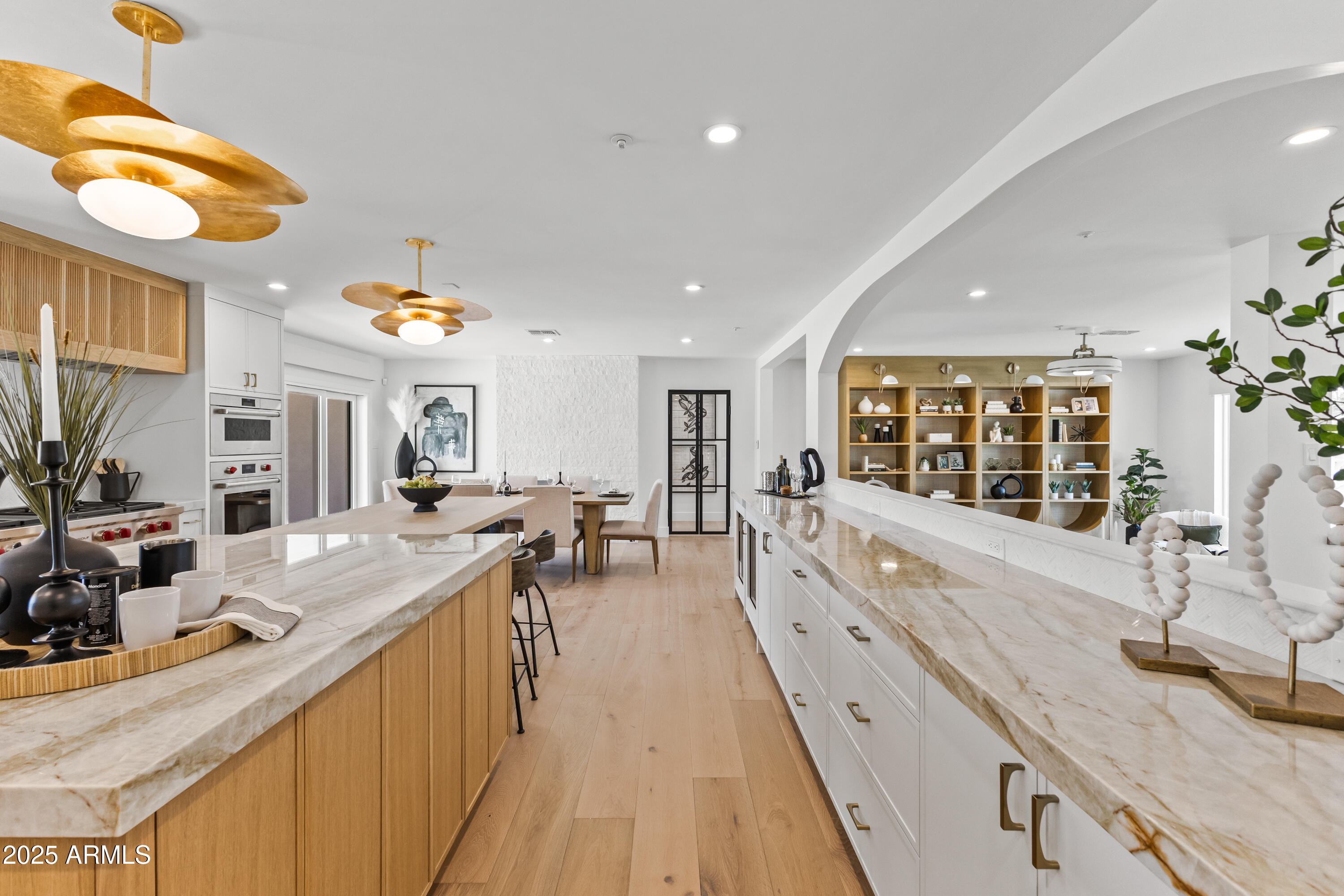 7411 E VISTA Drive