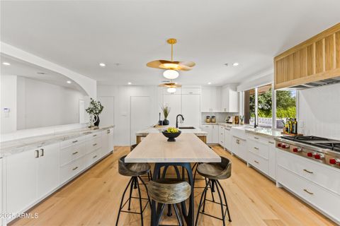 Photo of 7411 E Vista Drive, Scottsdale, AZ 85250 (MLS # 6903986)