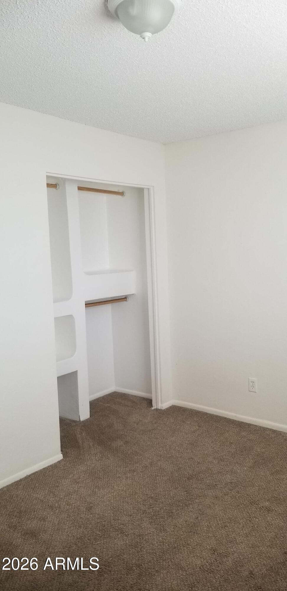 1701 E Pepper Circle Apt 4