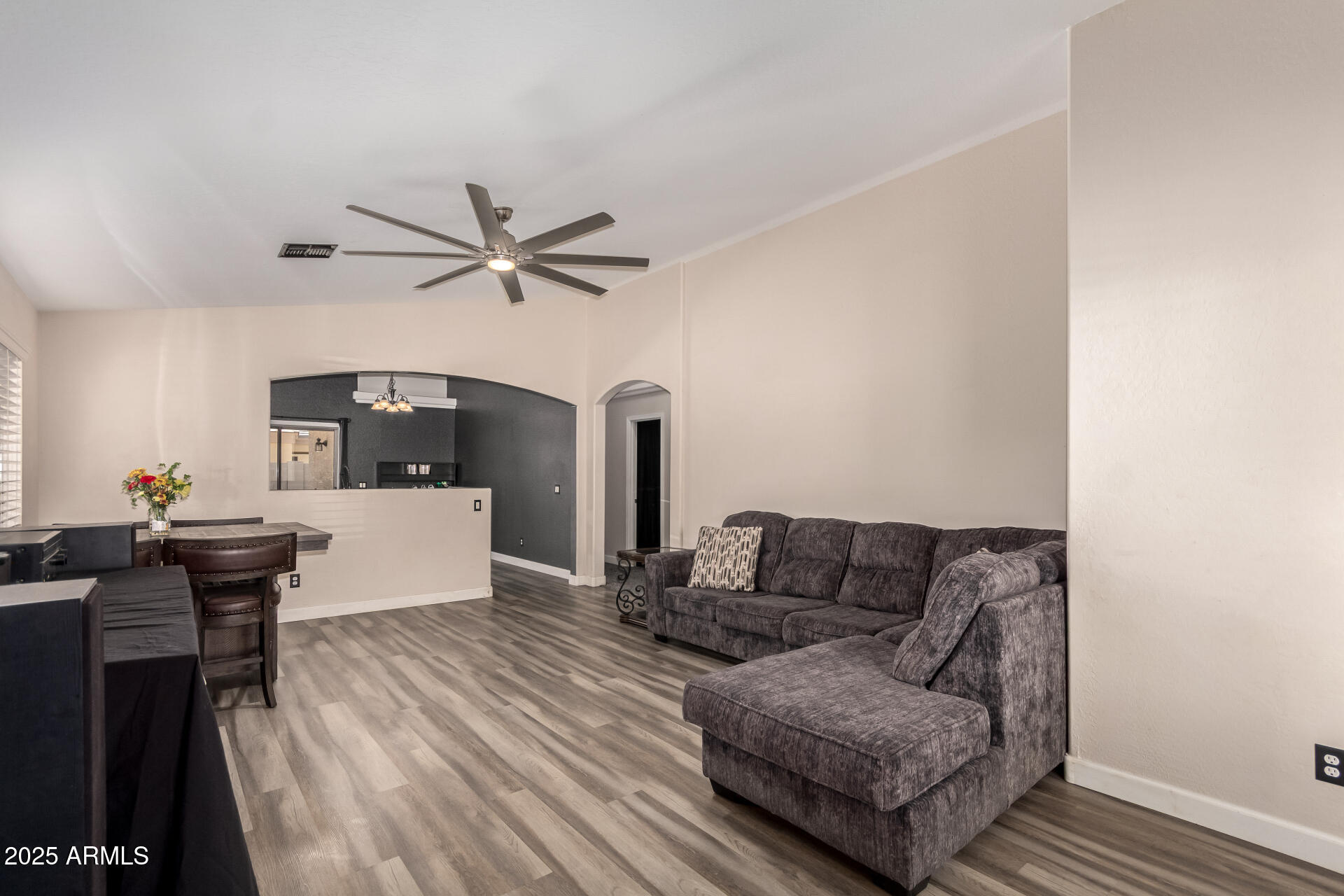 43999 W MAGNOLIA Road