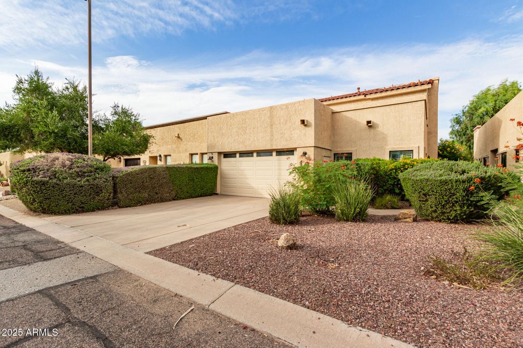 Photo of 943 E Kortsen Road #10, Casa Grande, AZ 85122 (MLS # 6921433)