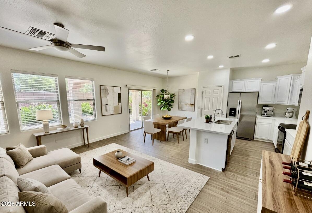 4111 W WINSTON Drive