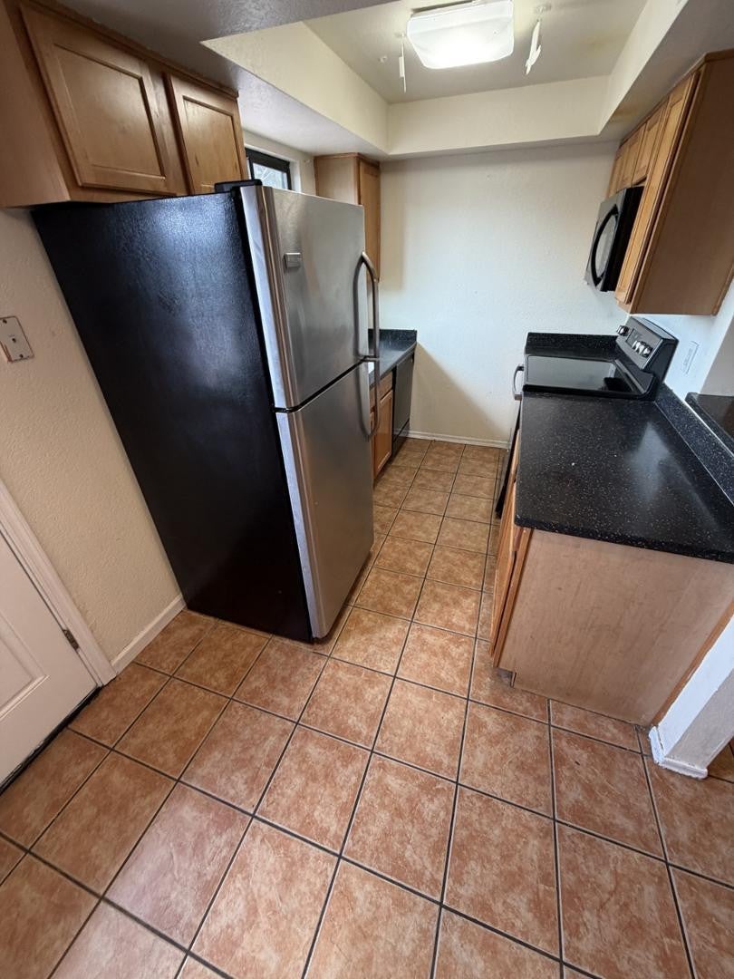 1336 E MOUNTAIN VIEW Road 105